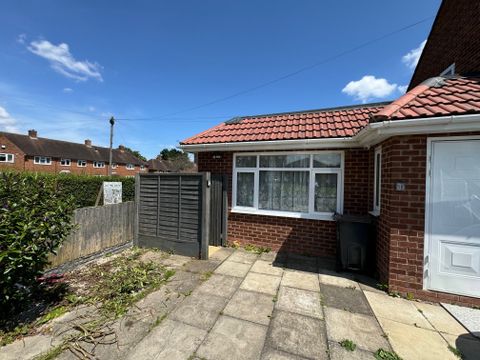 Clover Road, Birmingham B29