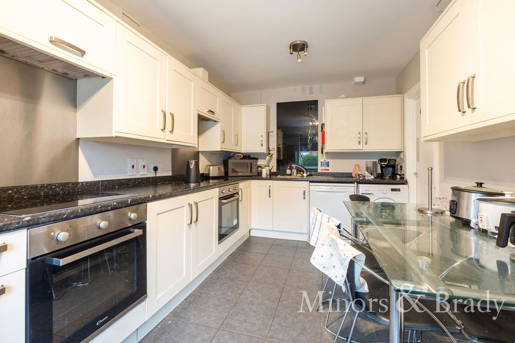 Additional image 3 of 7 bed end terrace house to rentScarnell Road, Norwich NR5