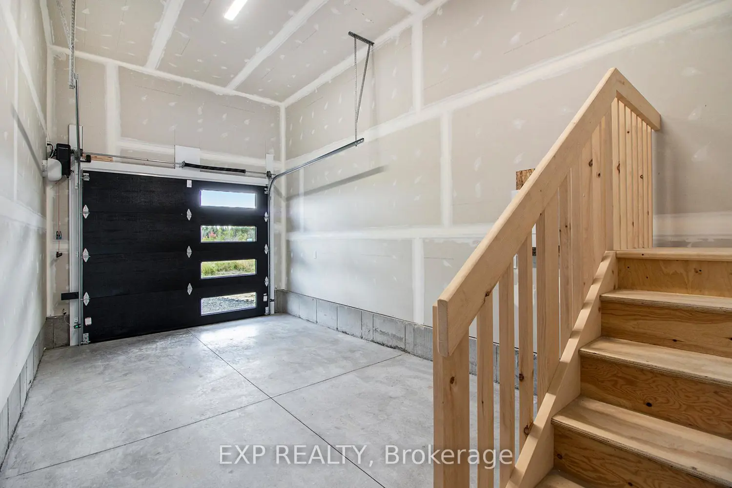 Additional image 16 of 773 Lacroix Road