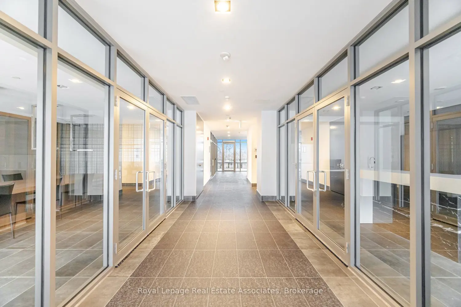 Additional image 16 of 5240 Dundas Street B401