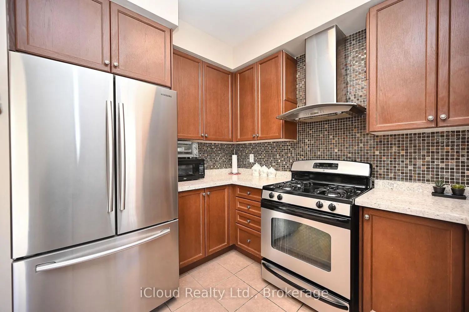 Additional image 2 of 74 Crumlin Crescent