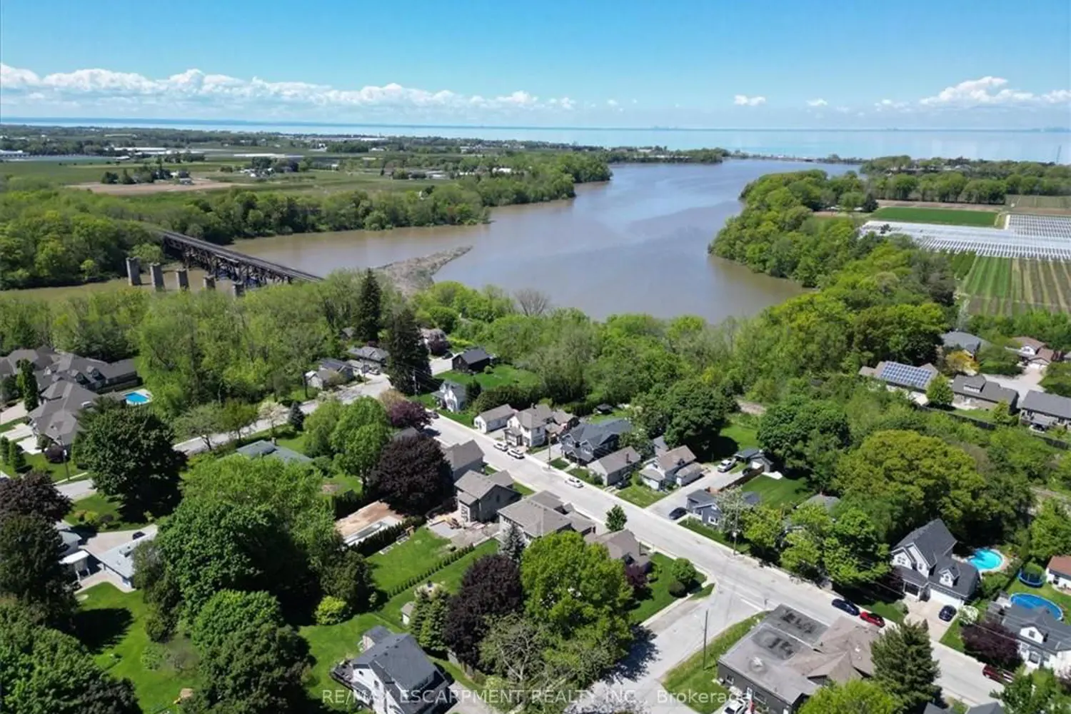 Additional image 20 of 2854 Prince William Street