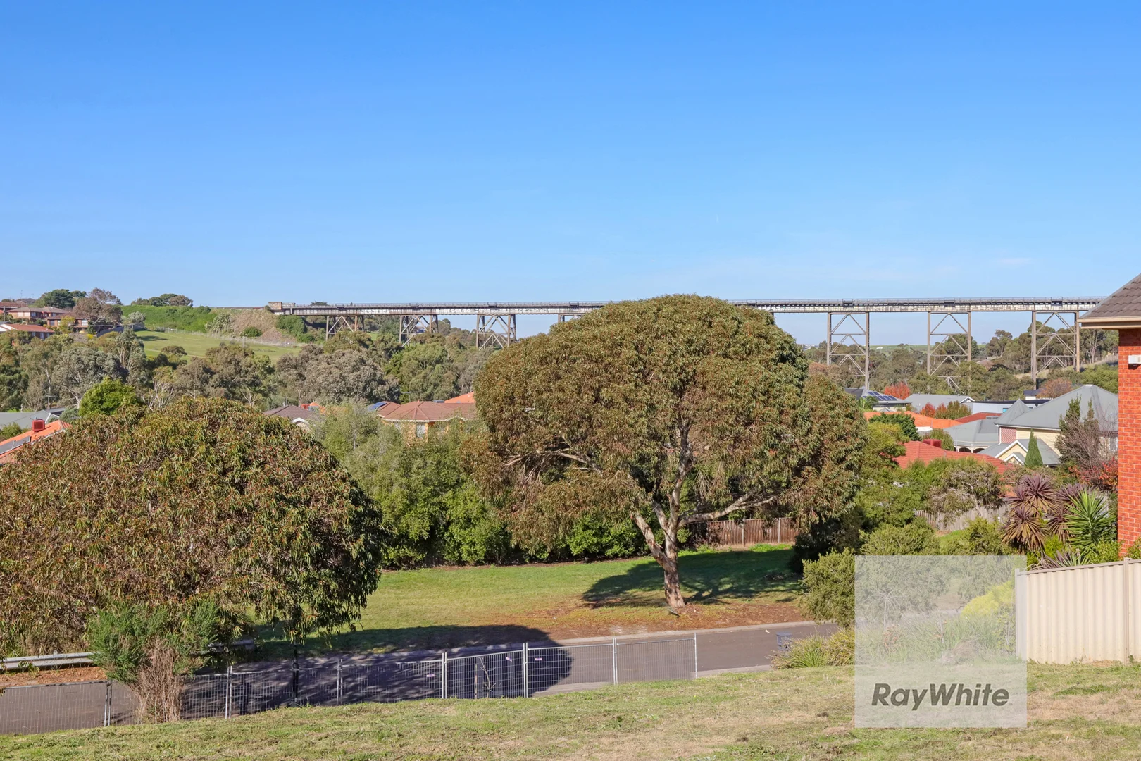 Additional image 4 of 16 Primula Boulevard, Gowanbrae VIC 3043