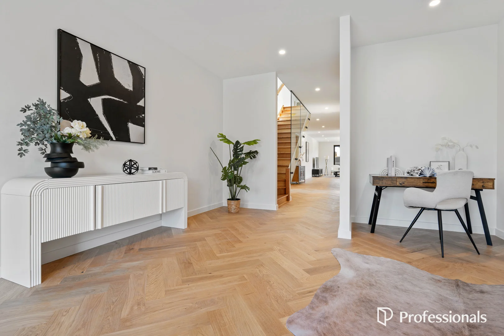 Additional image 5 of 1/16 Christina Street, Burwood VIC 3125