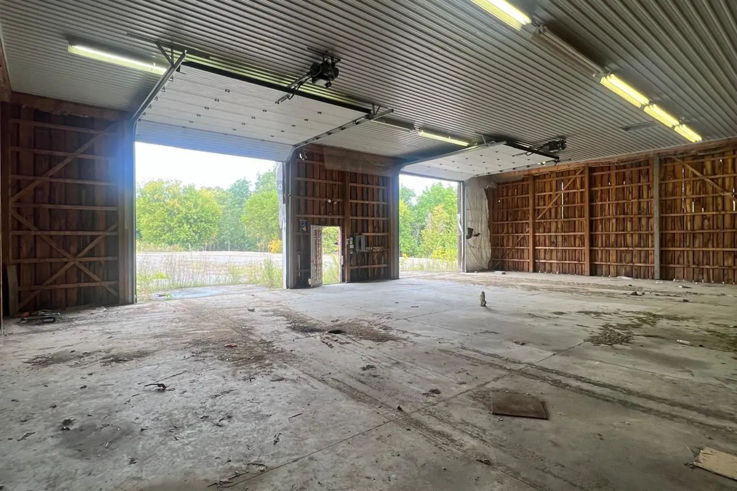 Additional image 18 of 2178 Highway 6