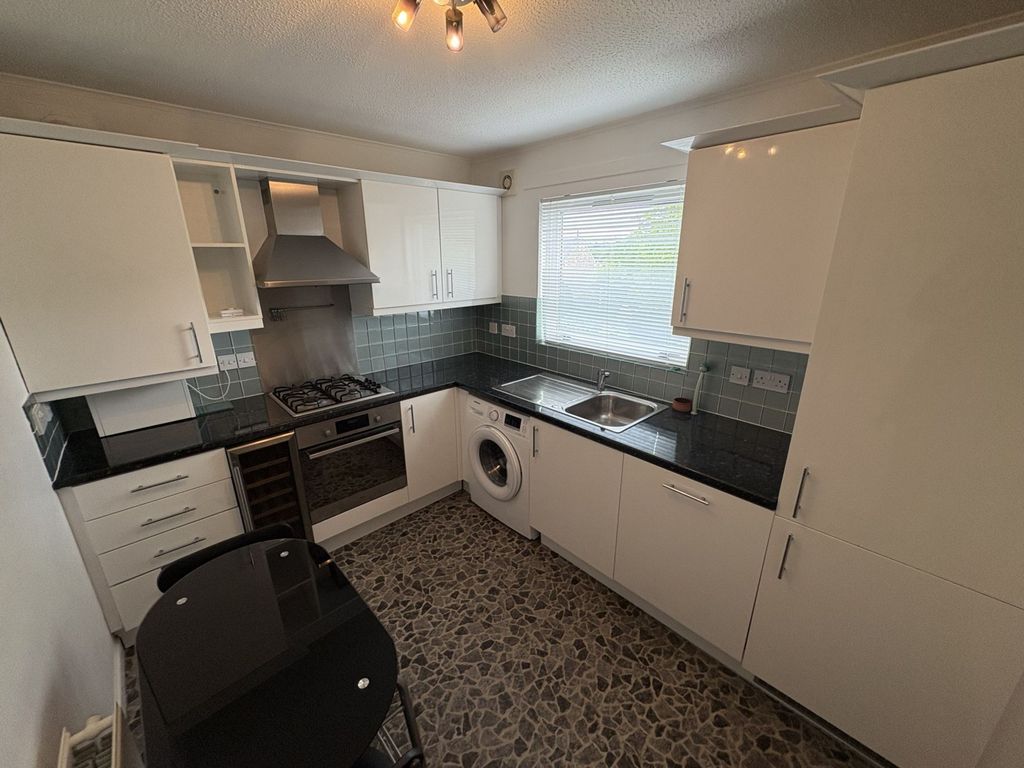 Additional image 5 of 2 bed flat to rentHouston Road, Bridge Of Weir PA11