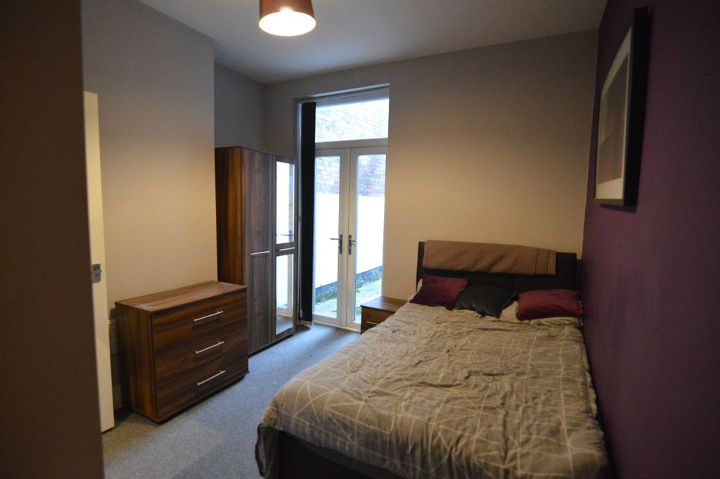 Additional image 2 of Room to rentWelholme Road, Grimsby DN32