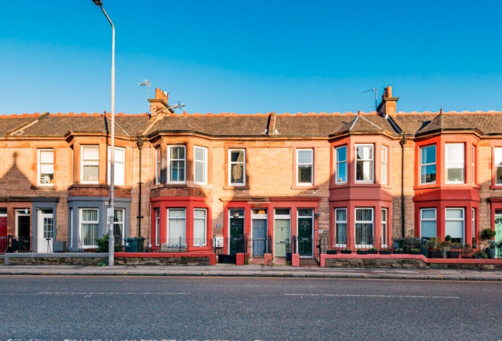 3 Bed Flat, Willowbrae Road, EH8, N1 7GU