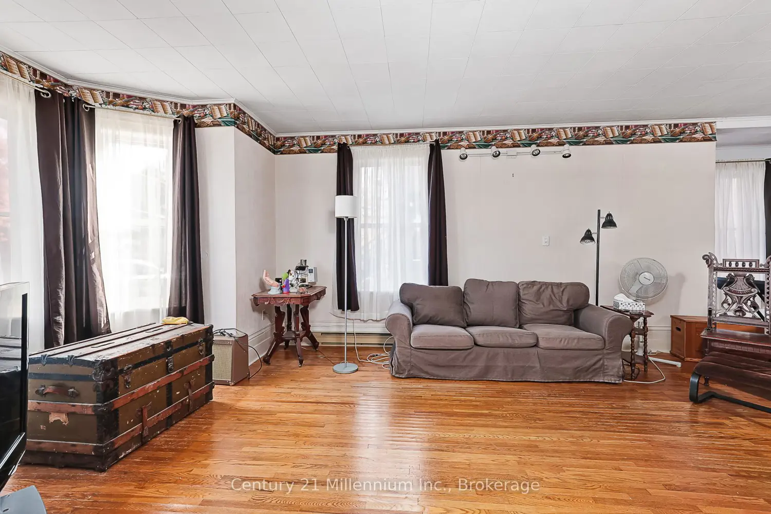 Additional image 4 of 332 Ste Marie Street