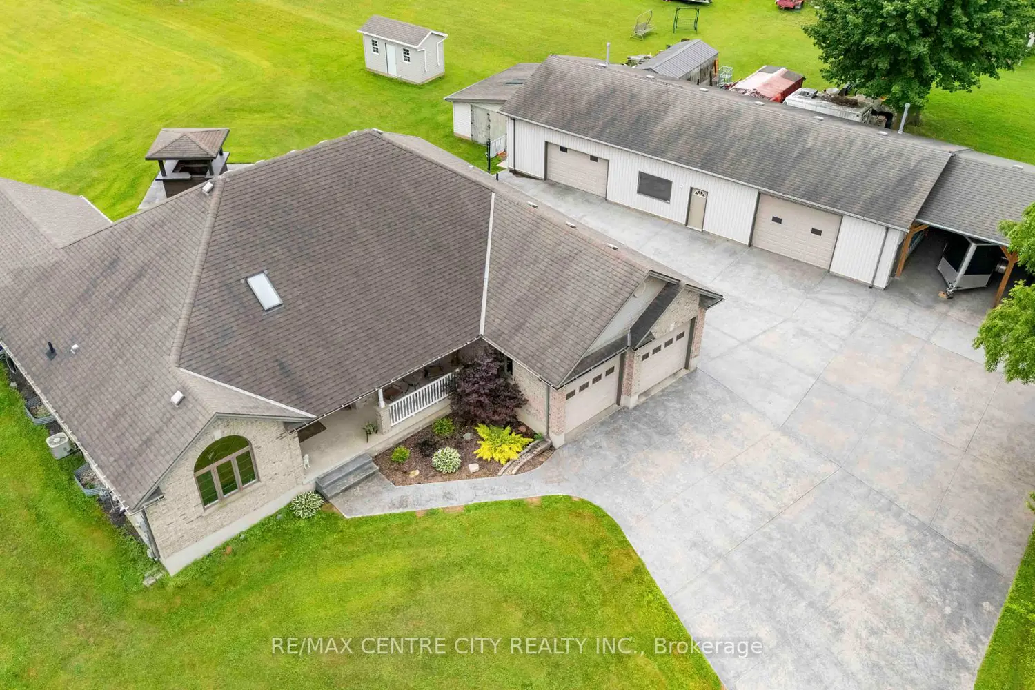 Additional image 14 of 1839 Parkhurst Avenue