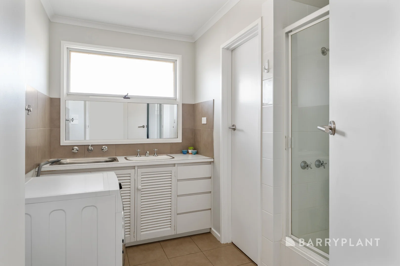 Additional image 7 of 2/139 Barrabool Road, Highton VIC 3216