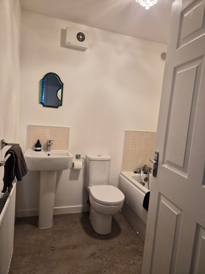 Additional image 10 of 2 Bed Flat, National Drive, G43, N1 7GU