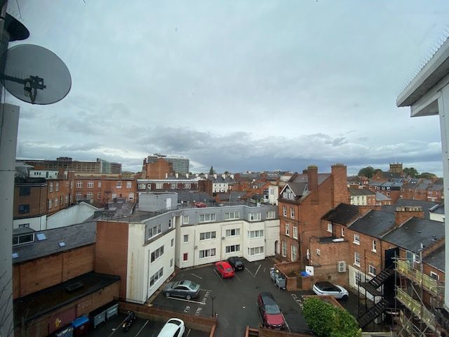 Additional image 4 of 2 bed flat to rentDerngate Road, Northampton NN1