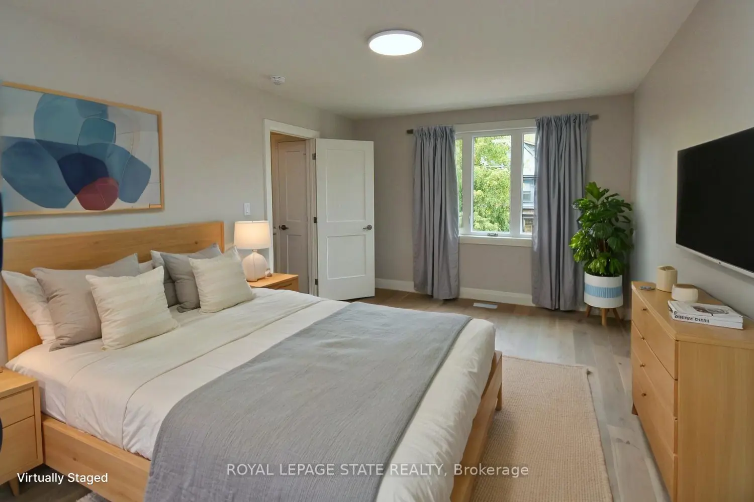 Additional image 5 of 279 Hess Street