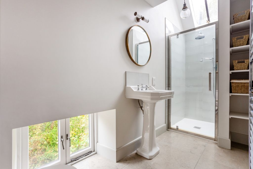 Additional image 27 of 5 bed detached house to rentMain Road, Aust, Bristol BS35