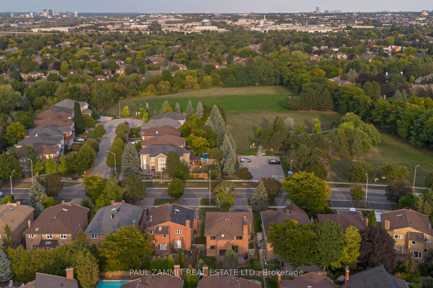 278 Green Lane photo 2