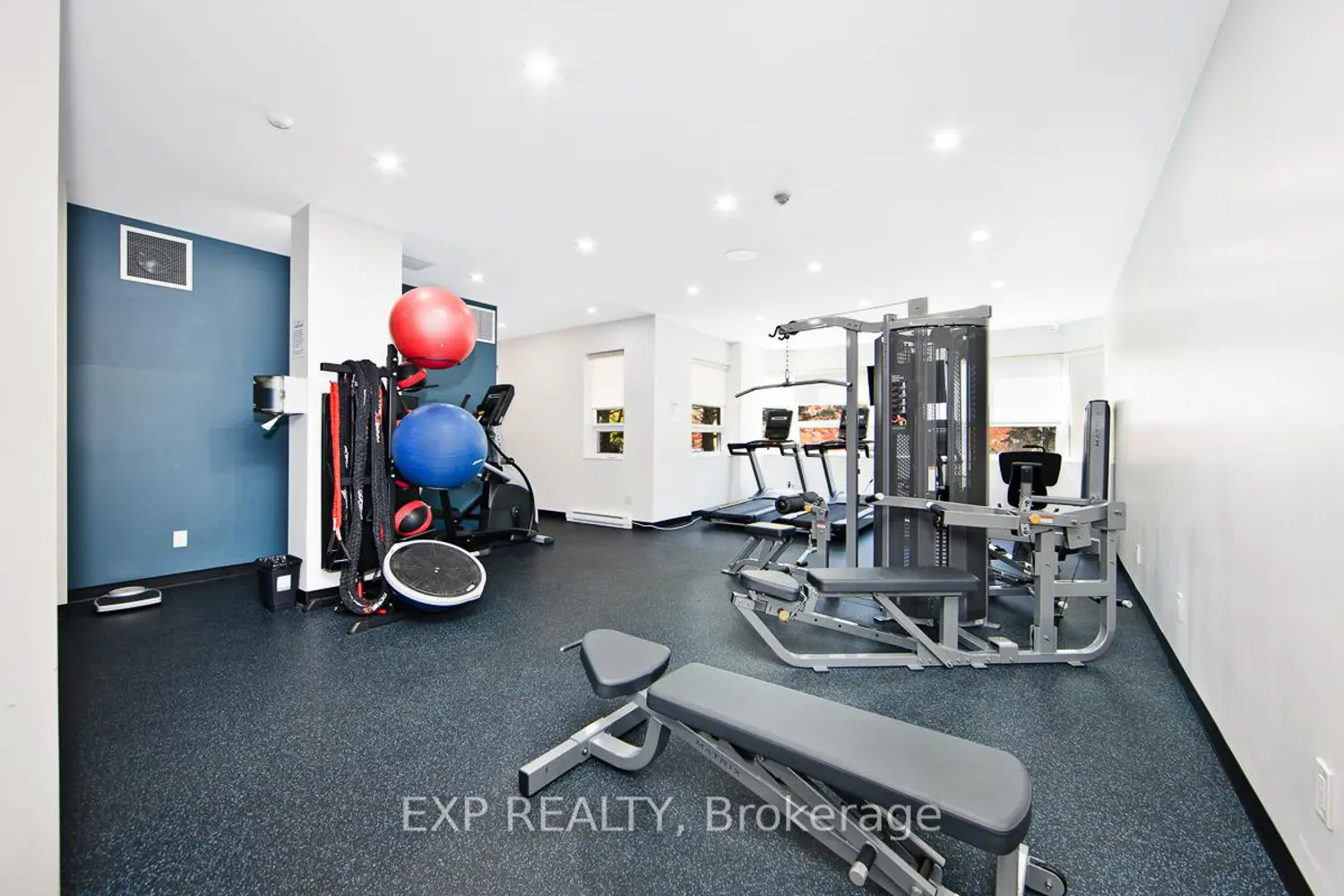 Additional image 16 of 121 Ling Road 1111