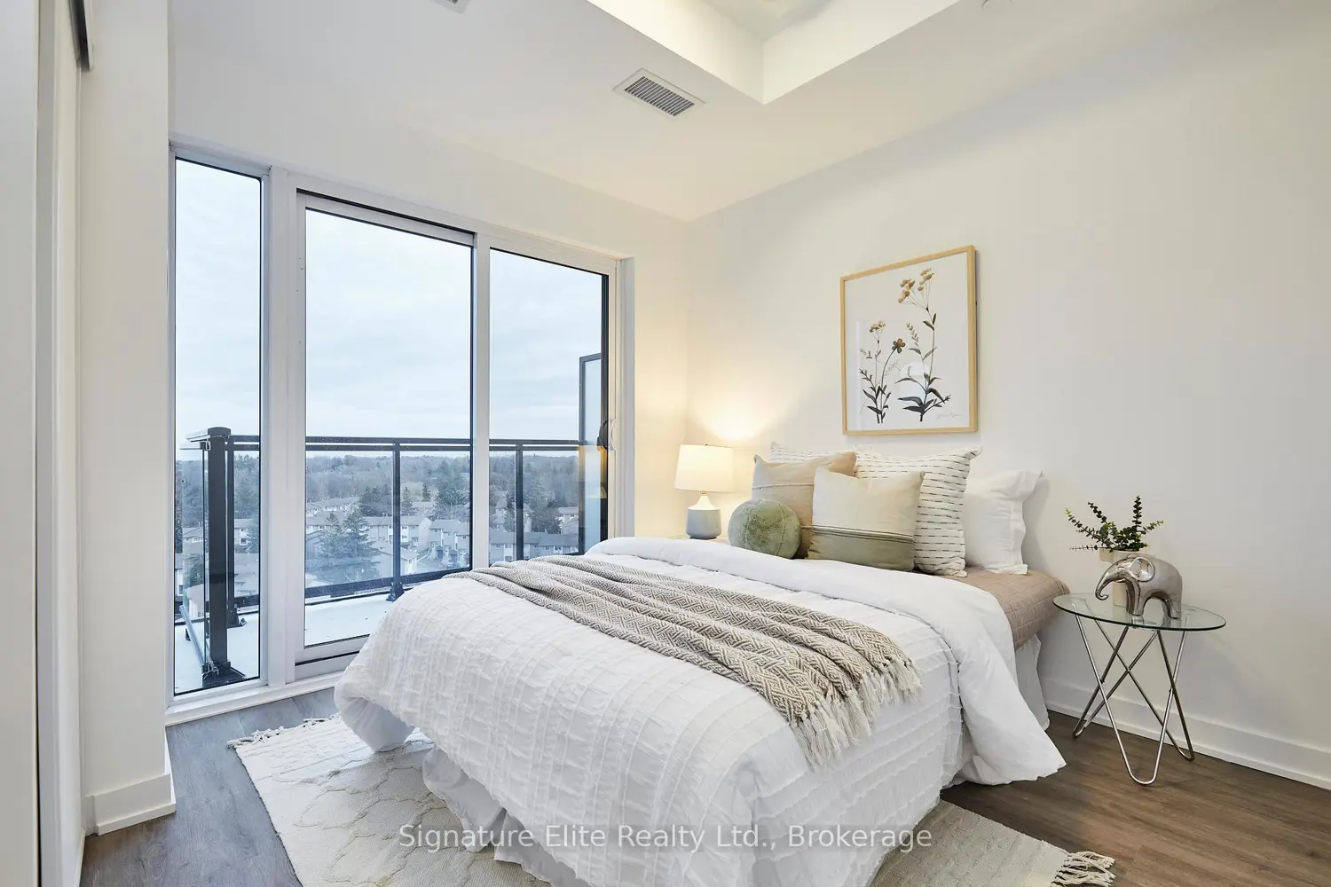 4569 Kingston Road 908