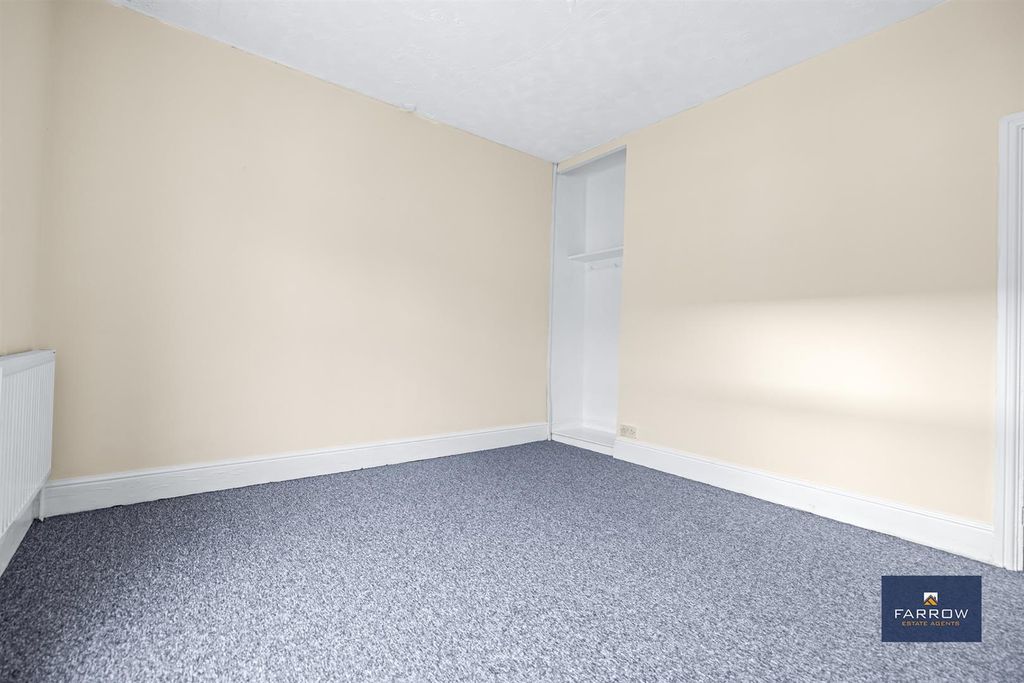 Additional image 12 of 3 bed terraced house to rentCastle Street, Grimsby DN32