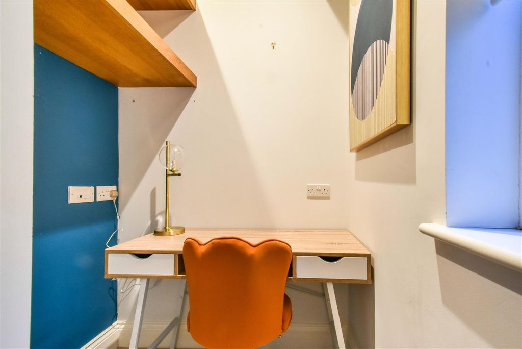 Additional image 14 of 4 bed terraced house to rentBishopthorpe Road, York YO23