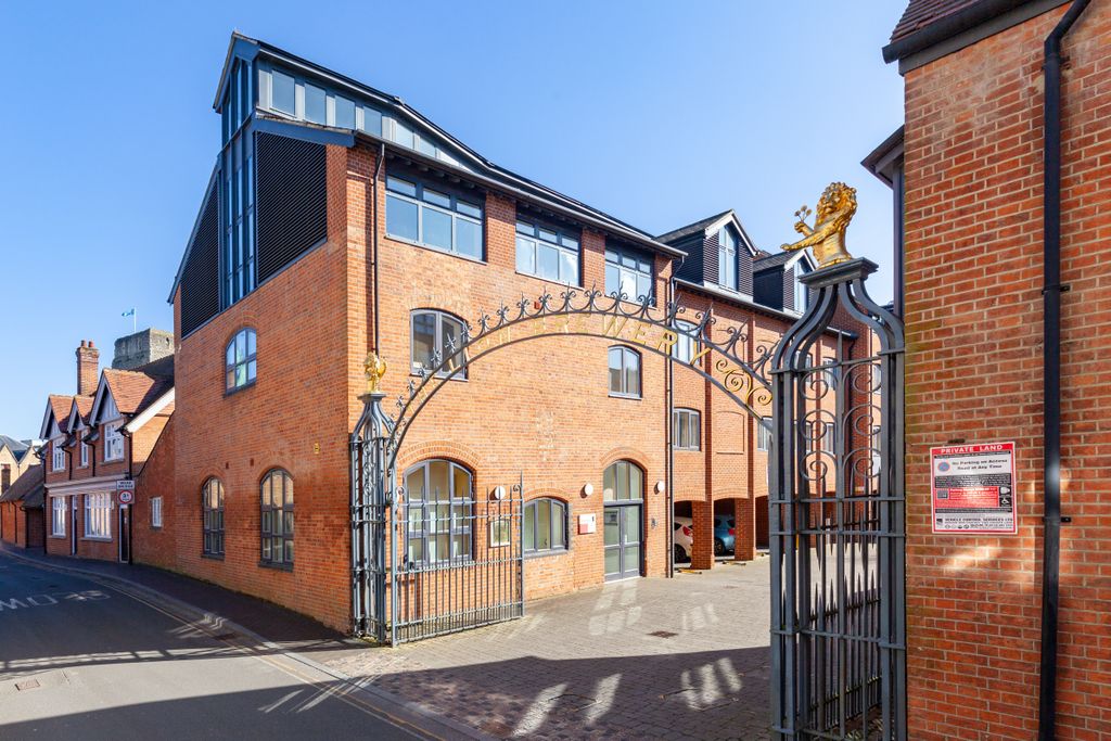 3 bed penthouse to rentThe Lion Brewery, Oxford OX1