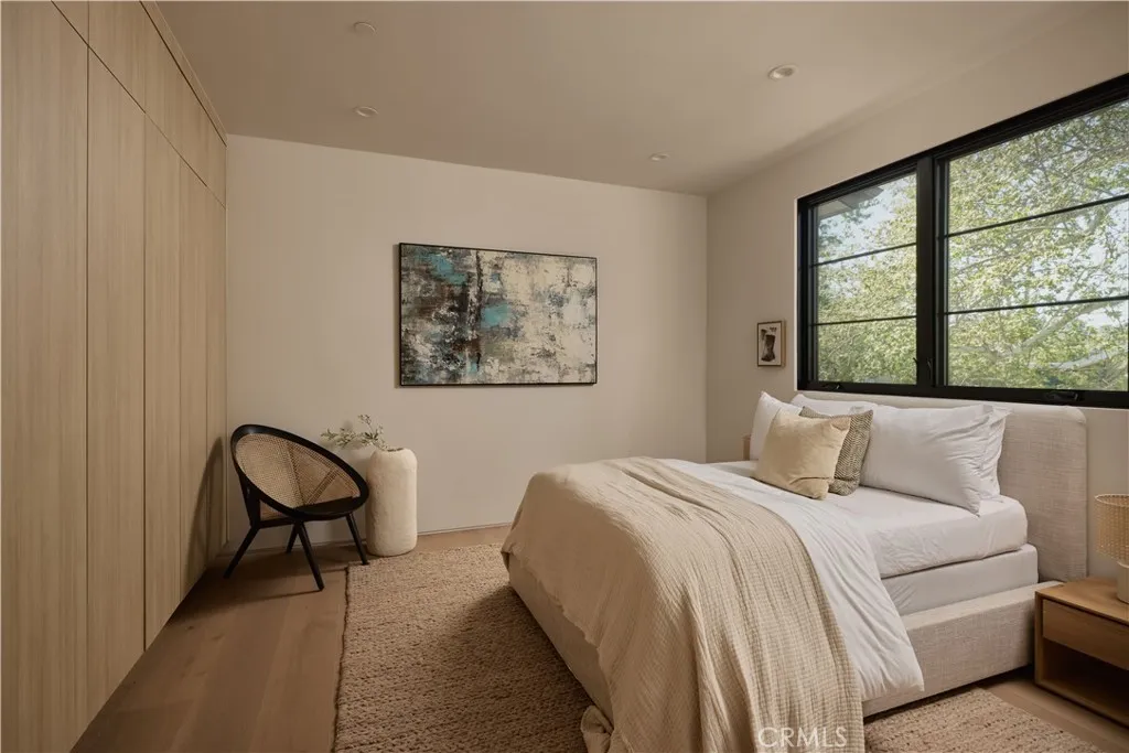 Additional image 32 of 13024 Bloomfield Street, Studio City, CA 91604