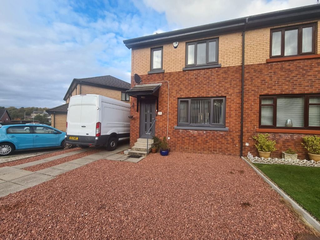 3 bed semi-detached house to rentThe Moorings, Paisley, Renfrewshire PA2