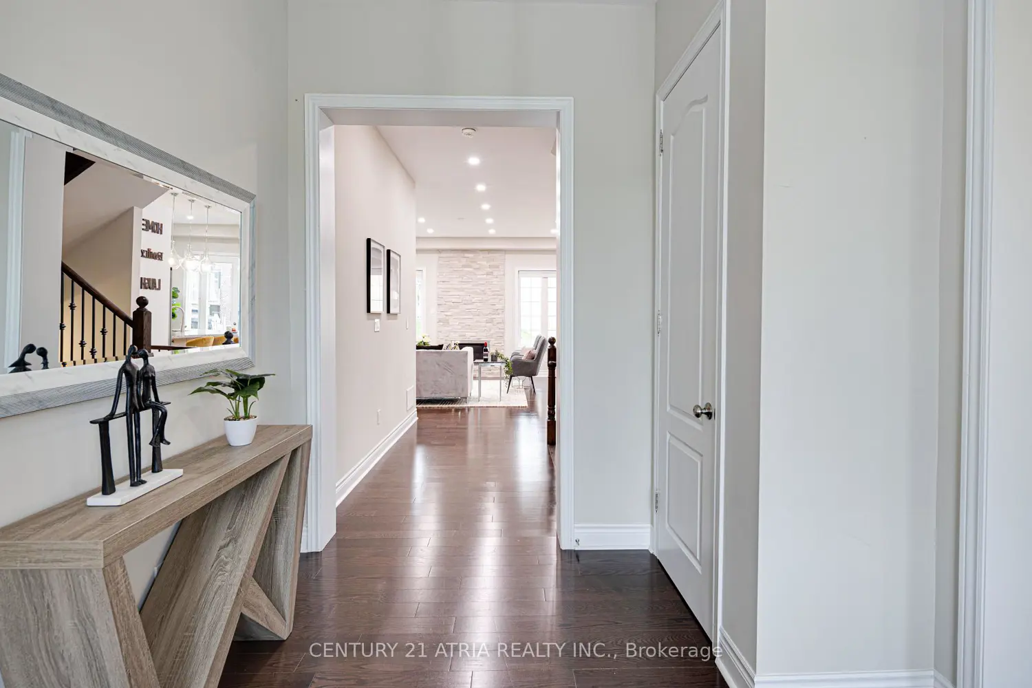 Additional image 5 of 19 Match Point Court