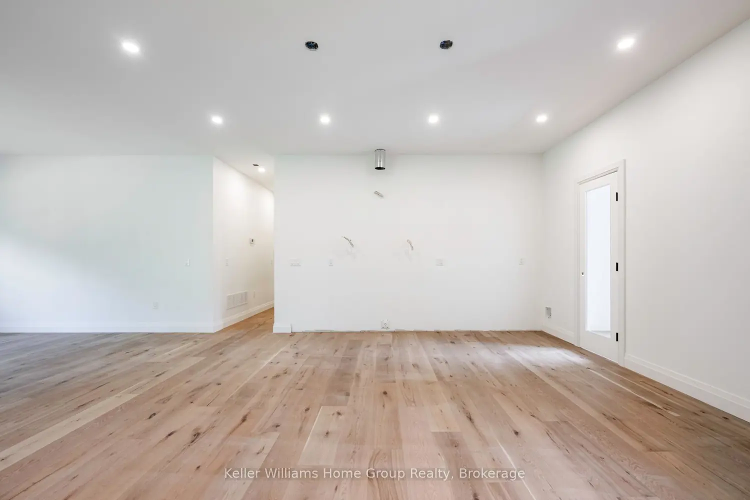 Additional image 8 of 537266 Main Street