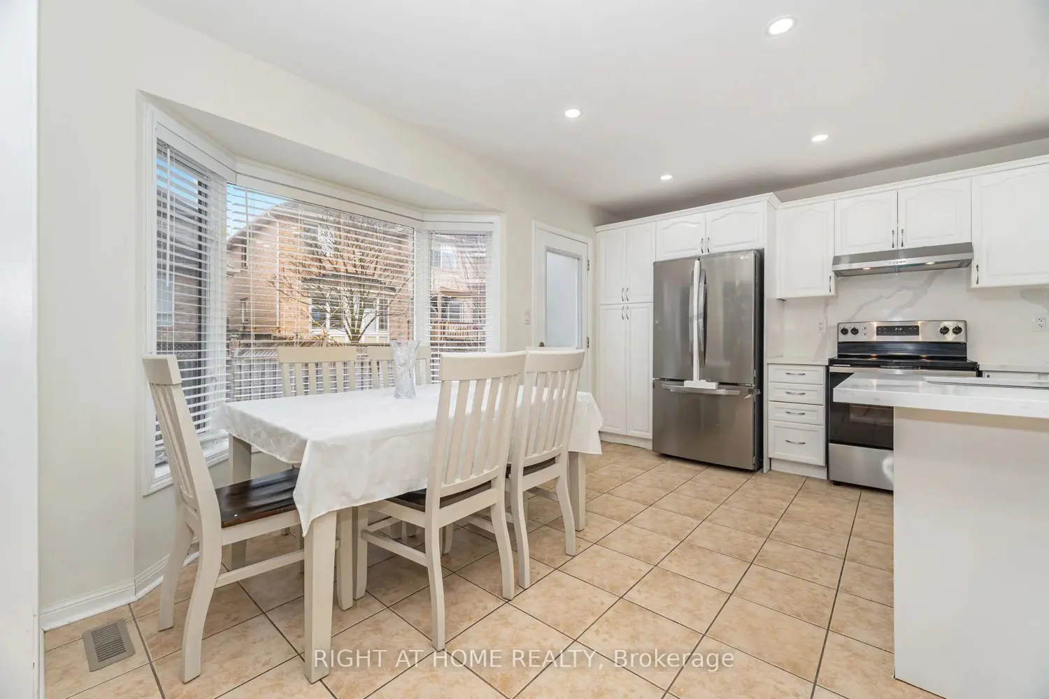 Additional image 17 of 1089 Hepburn Road