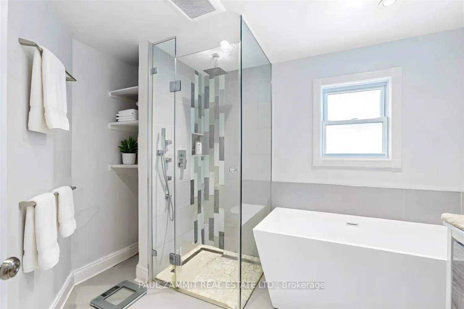 Additional image 7 of 210 Bayview Fairways Drive