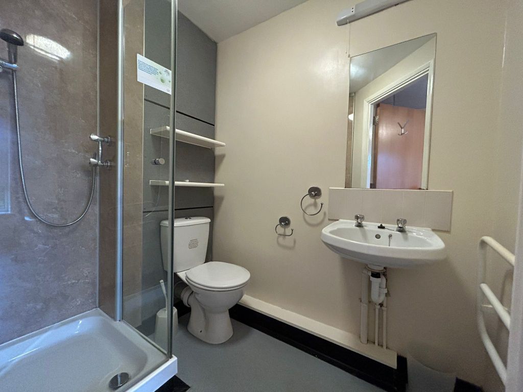Additional image 8 of 7 bed flat to rentRanelagh Terrace, Leamington Spa CV31