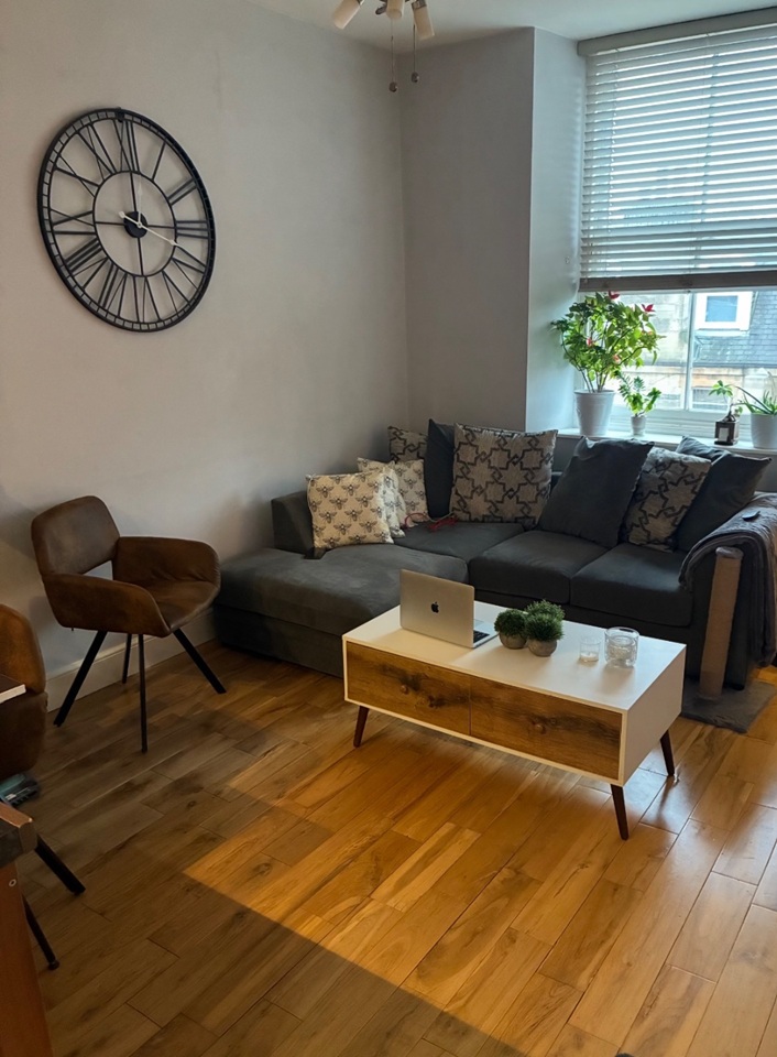 2 Bed Flat, Raeburn Place, EH4, N1 7GU