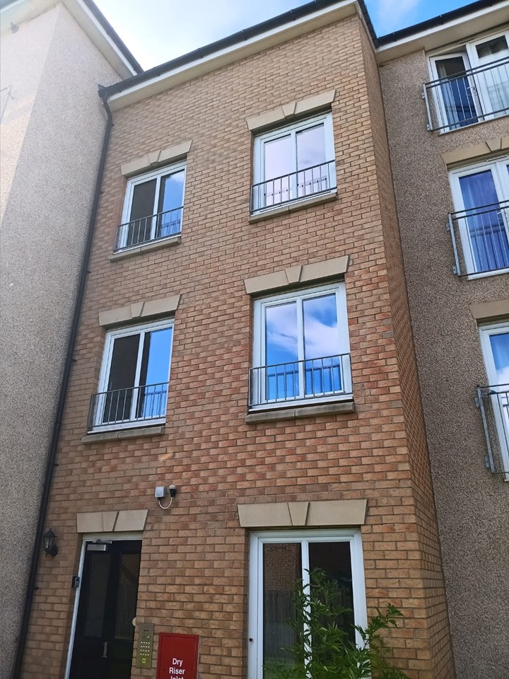 2 Bed Flat, Milligan Drive, EH16, N1 7GU
