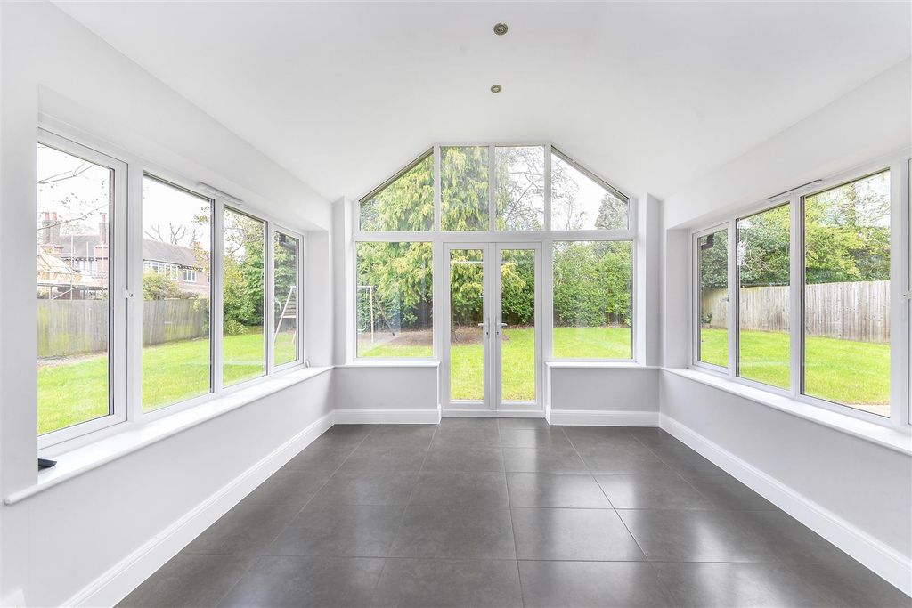 Additional image 9 of 5 bed detached house to rentBarker Road, Sutton Coldfield B74