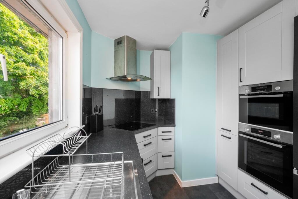 Additional image 7 of 2 Bed Flat, Rannoch Grove, EH4, N1 7GU