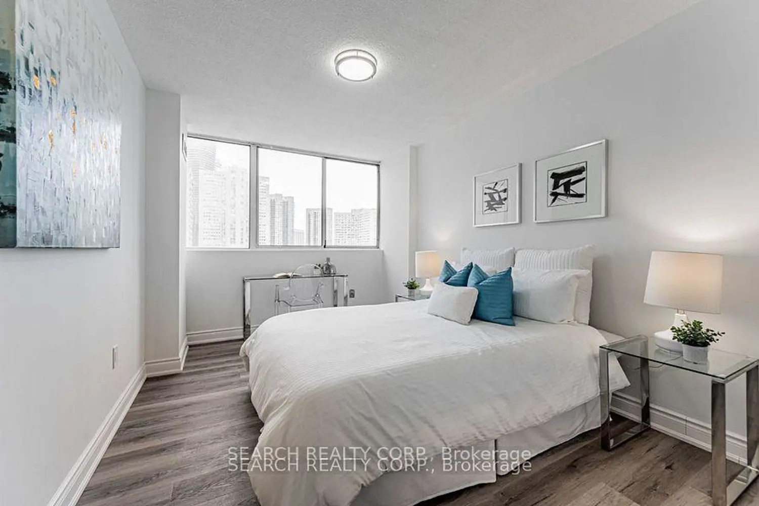 Additional image 14 of 3590 Kaneff Crescent 1108