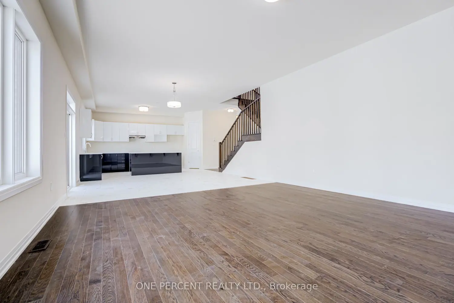 Additional image 3 of 3769 Sunbank Crescent