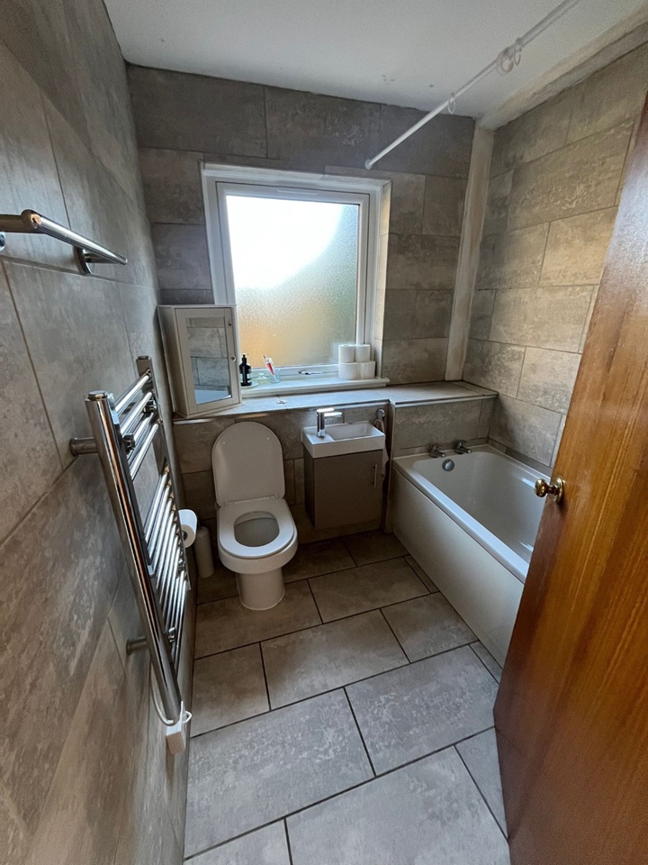 Additional image 7 of 2 Bed Flat, Woodlands Gate, G3, N1 7GU