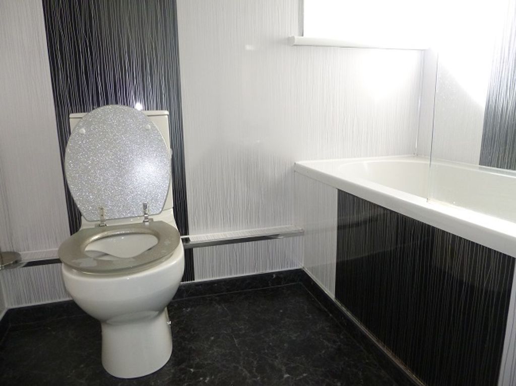 Additional image 12 of 2 bed terraced house to rentPoplar Street, Greenock PA15