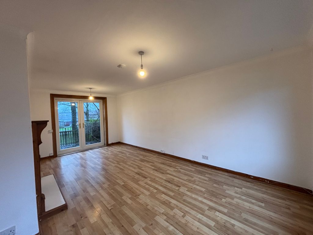 Additional image 5 of 2 bed property to rentMaxwell Place, Glenrothes KY6