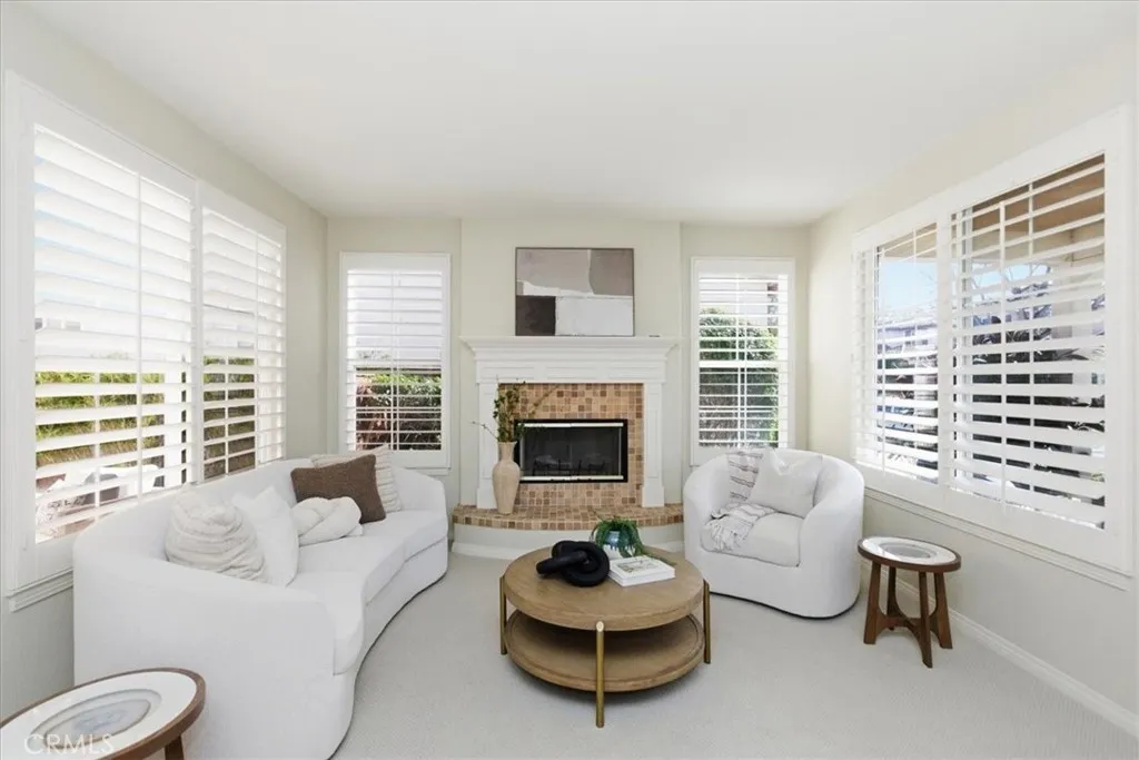 Additional image 7 of 8270 Torrey Gardens Pl, San Diego, CA 92129