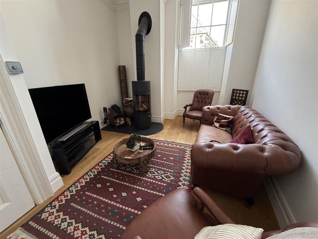 Additional image 7 of 5 bed town house to rentClayport Street, Alnwick NE66