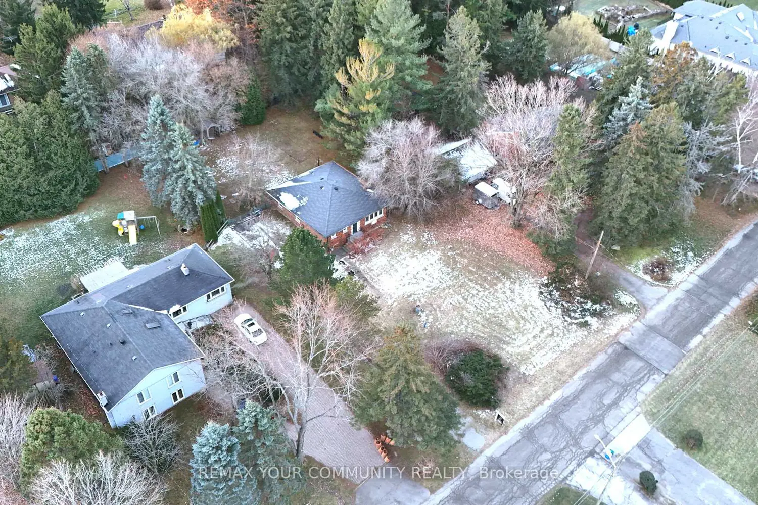 79 Muirhead Crescent photo 3
