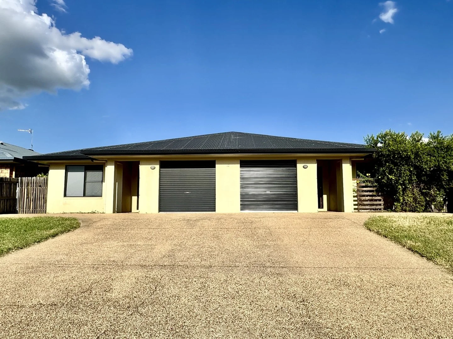 56a & b GROSVENOR Drive, Moranbah QLD 4744