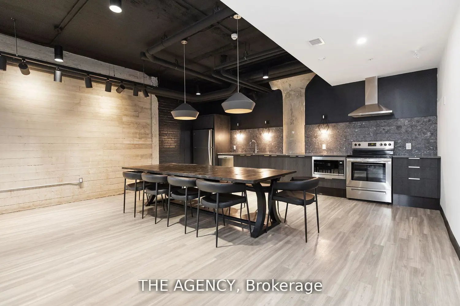 Additional image 18 of 120 Huron Street 221