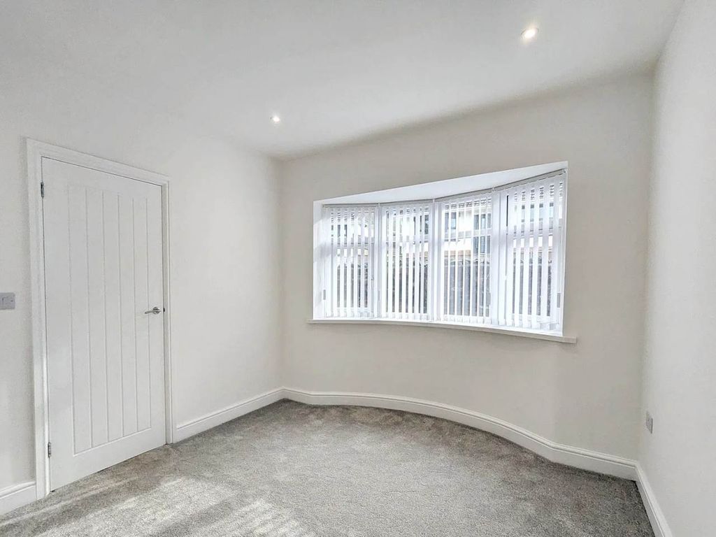 Additional image 2 of 3 bed bungalow to rentManor Way, Neath SA11