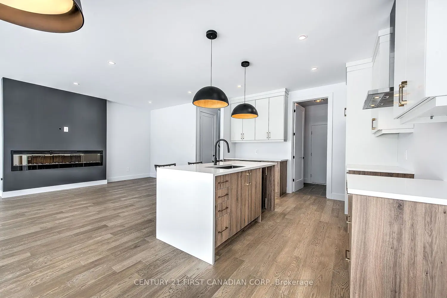 Additional image 5 of 245 Hesselman Crescent