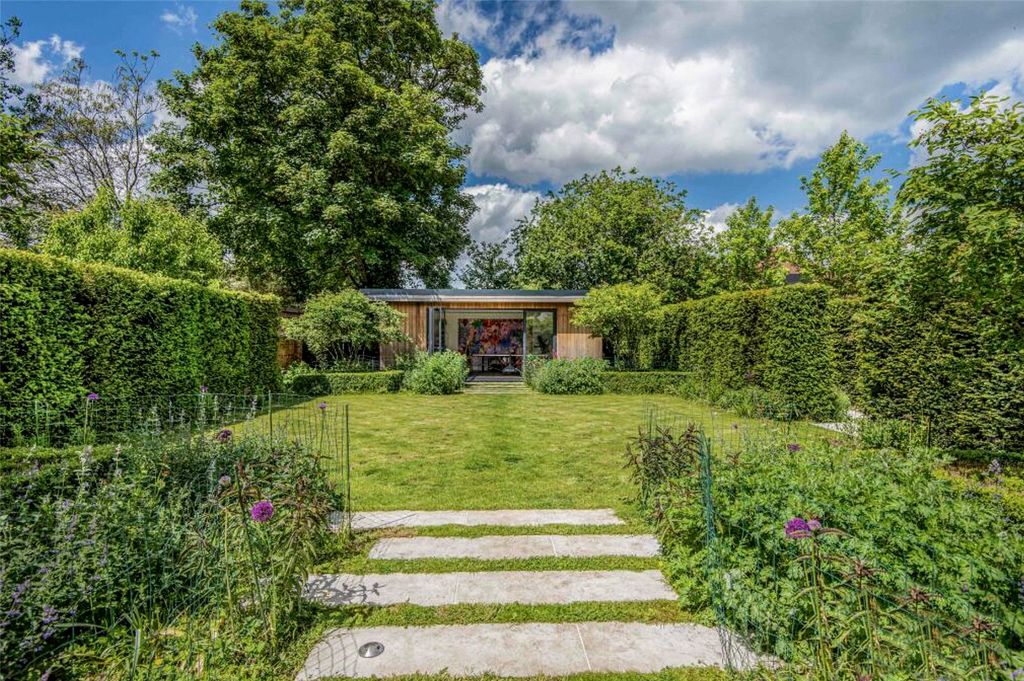 Additional image 15 of 4 bed detached house to rentNorman Avenue, Henley-On-Thames, Oxfordshire RG9