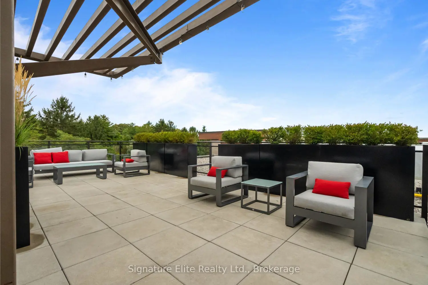 Additional image 13 of 1575 Lakeshore Road G28